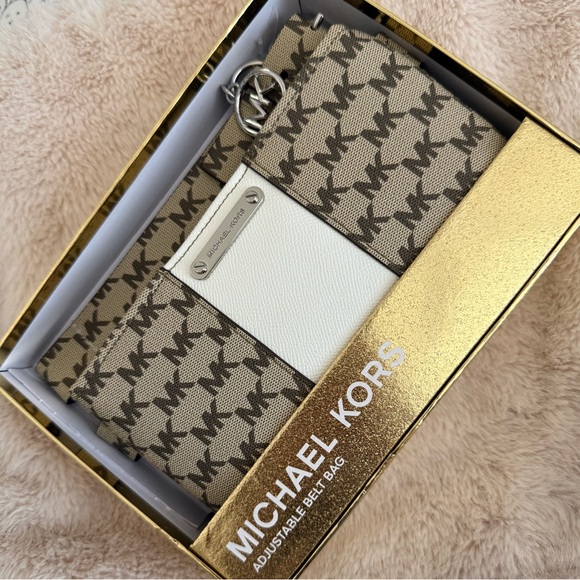 Michael Kors Handbags - Michael Kors Beige and White Logo Belt Bag